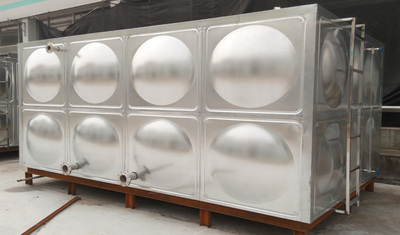 不锈钢保温水箱（外包冲压板）